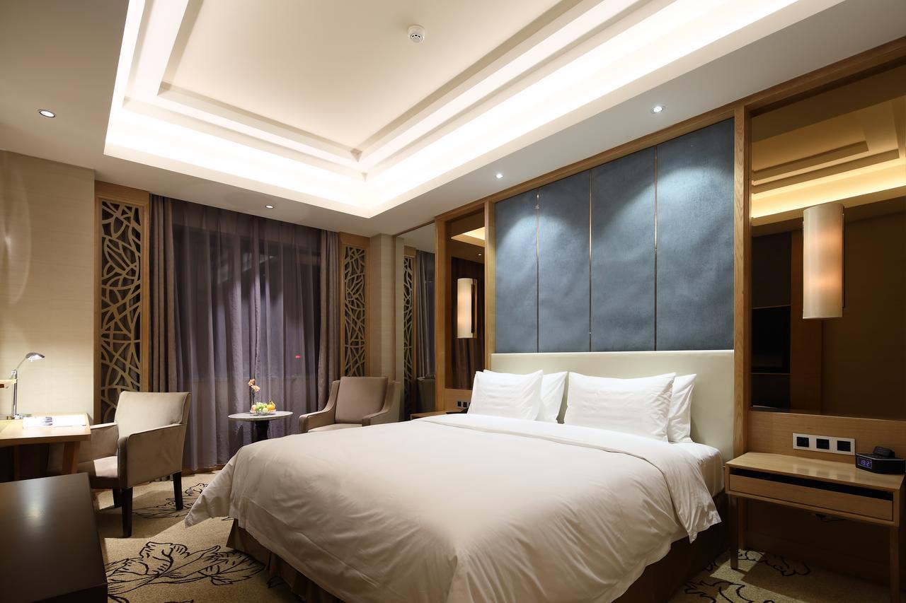 Jinan Luxury Blue Horizon Hotel Esterno foto