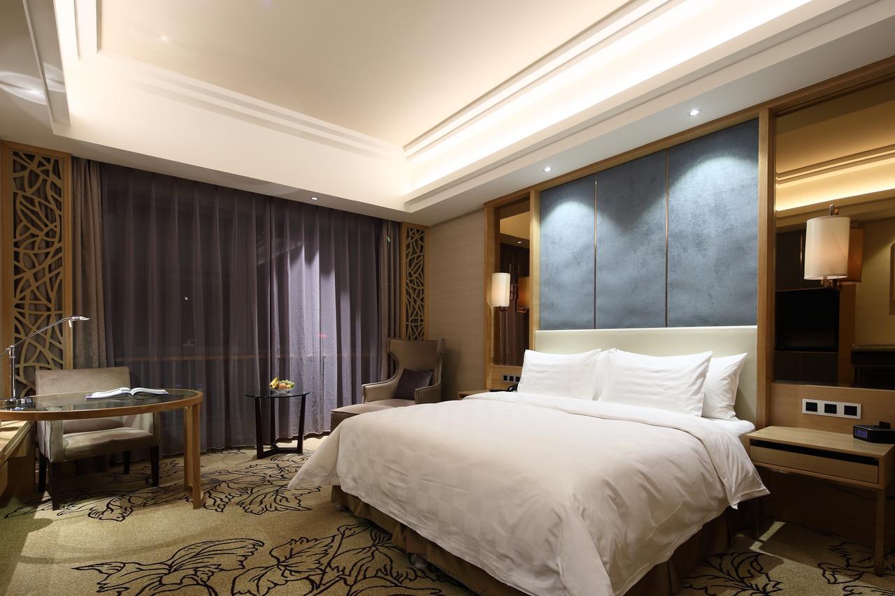 Jinan Luxury Blue Horizon Hotel Esterno foto
