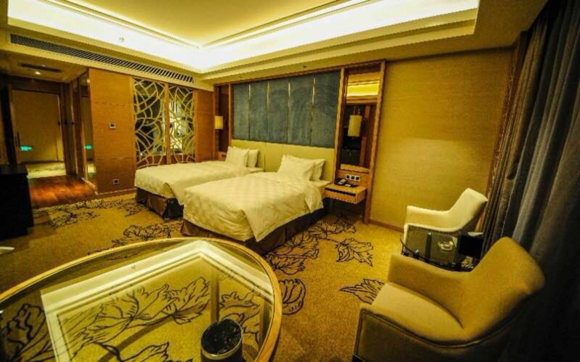 Jinan Luxury Blue Horizon Hotel Esterno foto